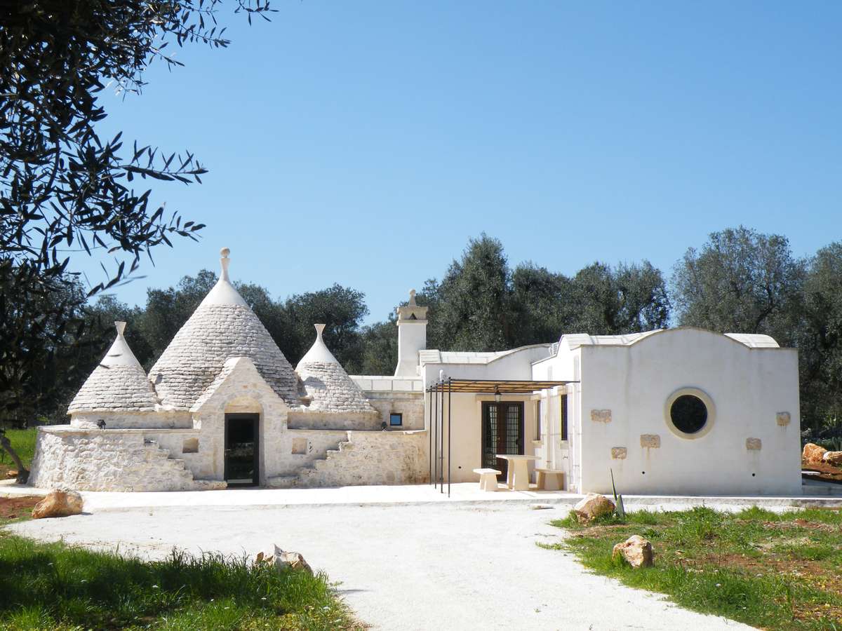 Vista esterna Trullo Brindisi